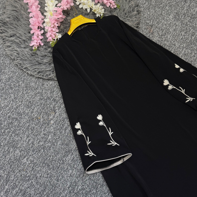 عبا استین گلدوزی
